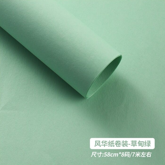Monochrome Rose Bouquet Paper rolls grass green
