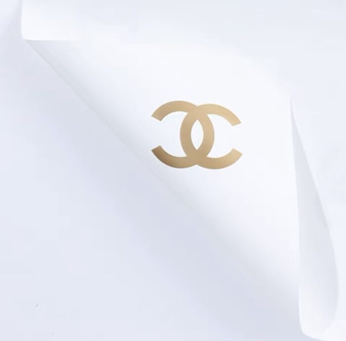 Litte Chanel Flower Wrapping Paper white