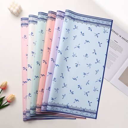 Blue and White Porcelain Bouquet Wrapping Paper wholesale