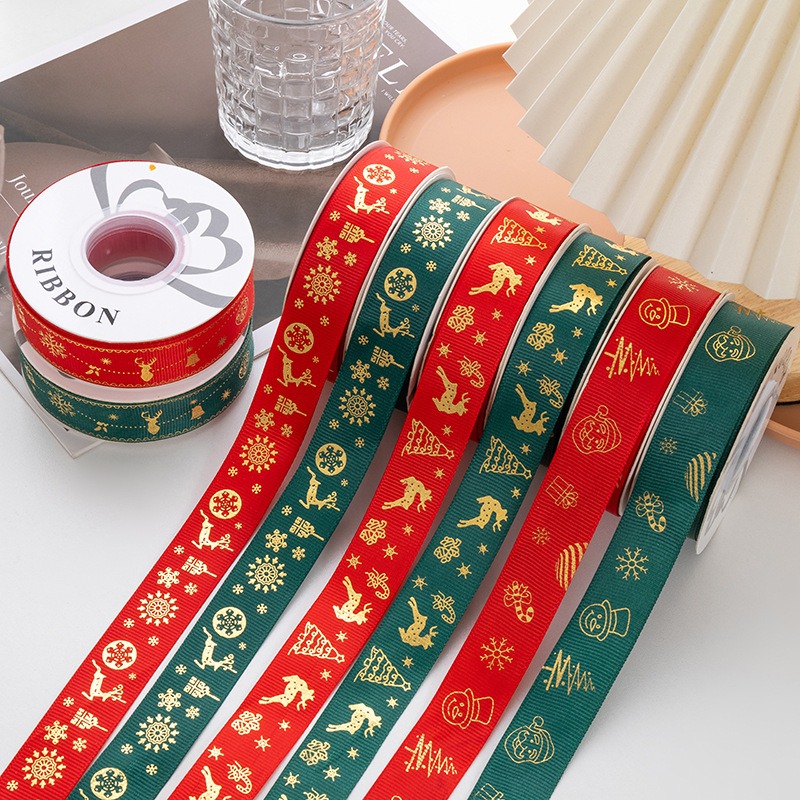 Green and red Christmas ribbons