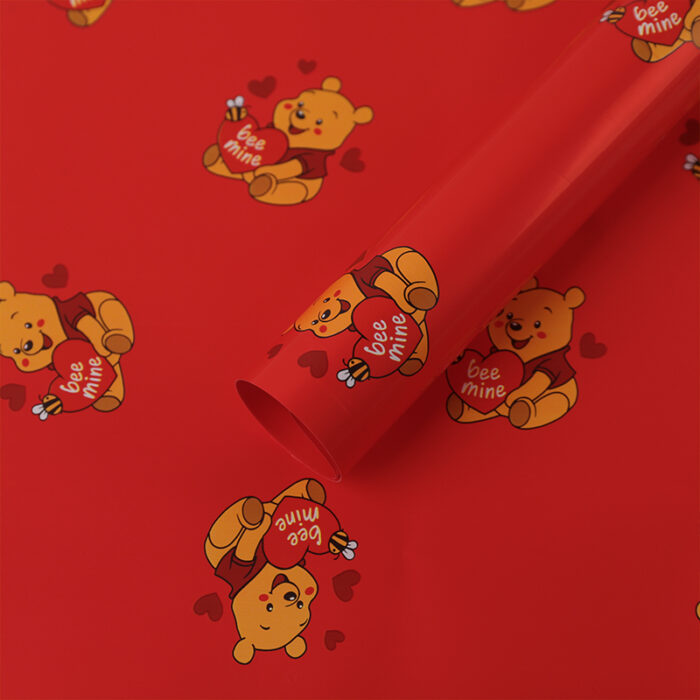 Winie Pooh Wrapping Paper red