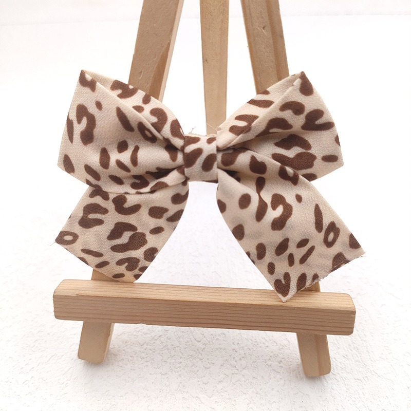 Leopard Print Bow milk tea Leopard Print Bow milk tea